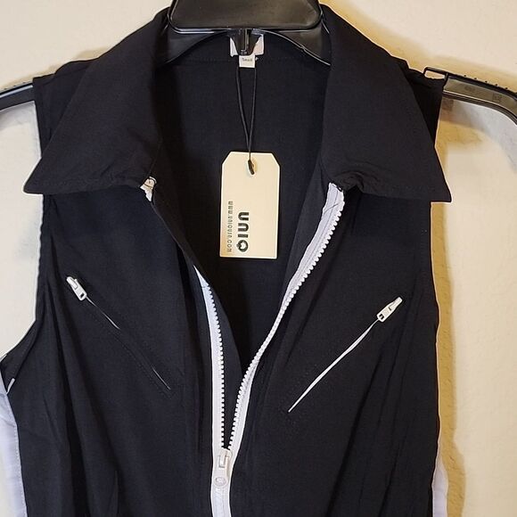 Uniq Jumpsuit in Black and white - Picture 4 of 6